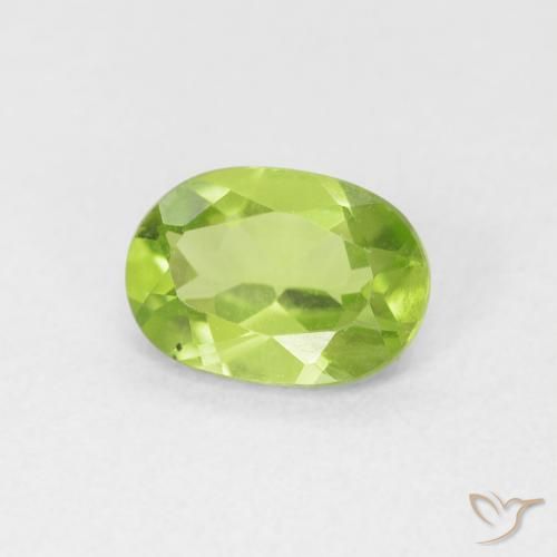 Peridoto Verde acceso naturale da 0.86 ct, Ovale, VS