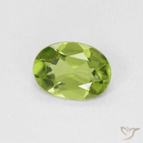 Peridoto Verde giallastro naturale da 0.83 ct, Ovale, VVS-VS