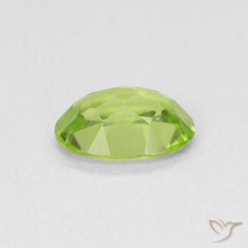 Peridoto Verde brillante naturale da 0.80 ct, Ovale, VS