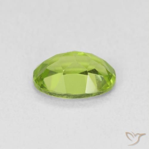 Peridoto Verde giallastro naturale da 0.84 ct, Ovale, VS