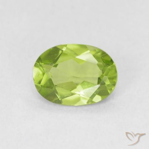 0.81ct Naturale Verde acceso Peridoto, Ovale, VS
