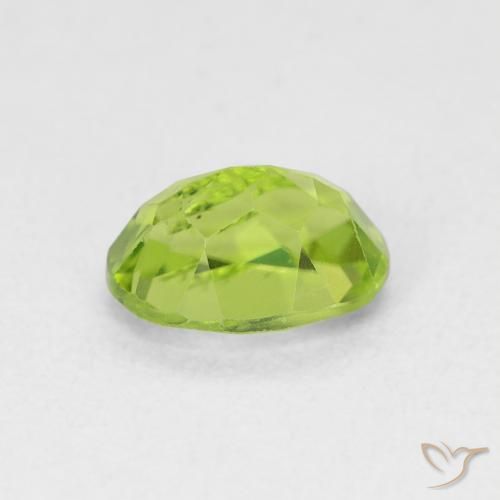 Peridoto Verde acceso naturale da 1.07 ct, Ovale, VS