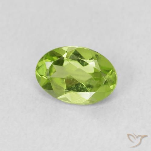 Peridoto Verde chiaro e vivace naturale da 0.76 ct, Ovale, VS