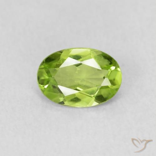 0.69ct Naturale Verde medio Peridoto, Ovale, VS