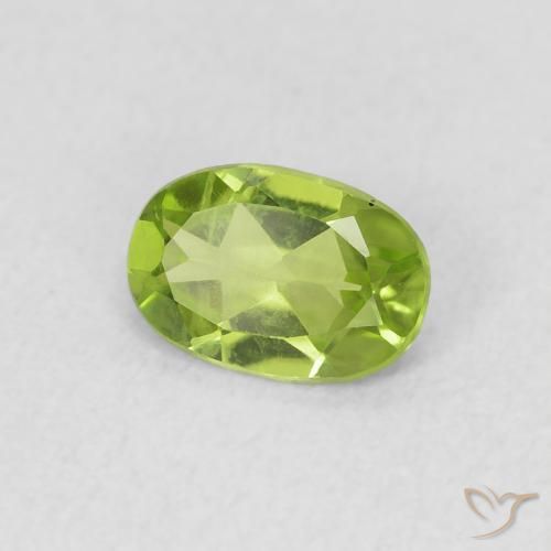 Peridoto Verde acceso naturale da 0.73 ct, Ovale, VS