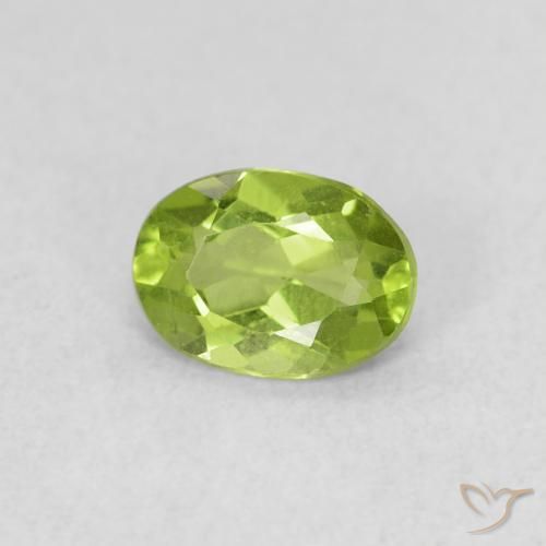 Peridoto Verde giallastro vivace naturale da 0.76 ct, Ovale, VS