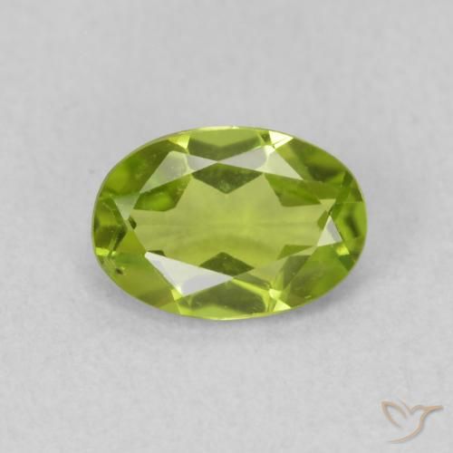 0.84ct Naturale Verde acceso Peridoto, Ovale, VS