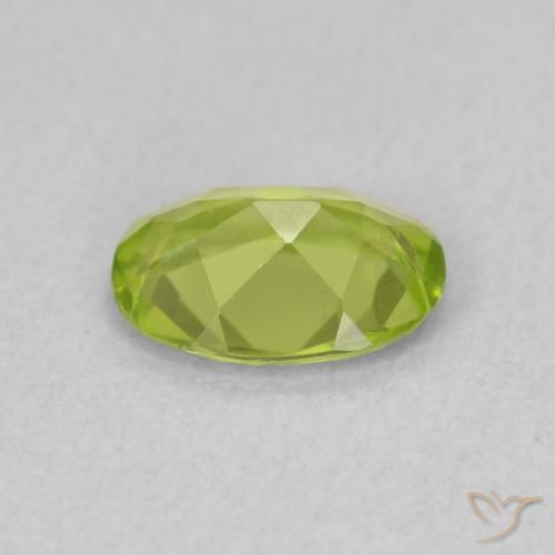 Peridoto Verde brillante naturale da 0.80 ct, Ovale, VS