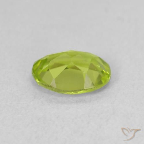 Peridoto Verde brillante naturale da 0.78 ct, Ovale, VVS-VS