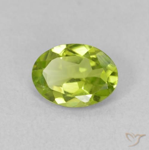 Peridoto Verde brillante naturale da 0.72 ct, Ovale, VVS-VS