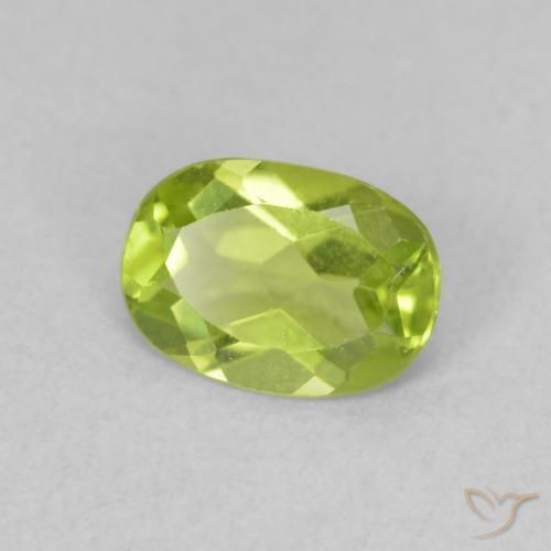 Peridoto Verde brillante naturale da 0.76 ct, Ovale, VVS-VS