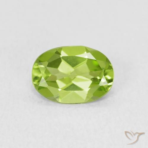 0.73ct Naturale Verde medio Peridoto, Ovale, VVS-VS