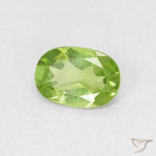 Peridoto Verde acceso naturale da 0.77 ct, Ovale, VVS-VS