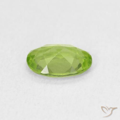 Peridoto Medium Light-Green naturale da 0.71 ct, Ovale, VVS-VS