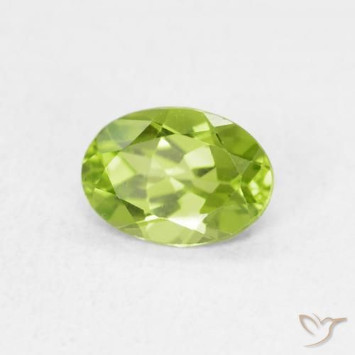 Peridoto Verde acceso naturale da 0.83 ct, Ovale, VVS-VS