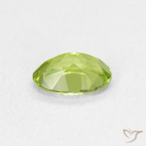 Peridoto Verde acceso naturale da 0.83 ct, Ovale, VVS-VS