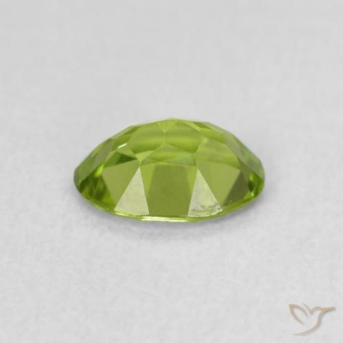Peridoto Verde acceso naturale da 0.83 ct, Ovale, VS