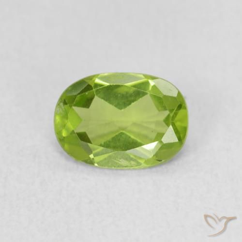 0.82ct Naturale Verde acceso Peridoto, Ovale, VS