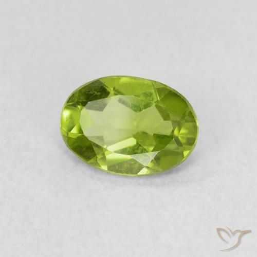 Peridoto Verde acceso naturale da 0.74 ct, Ovale, VS