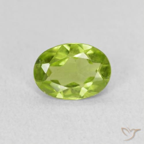 0.68ct Naturale Verde acceso Peridoto, Ovale, VS