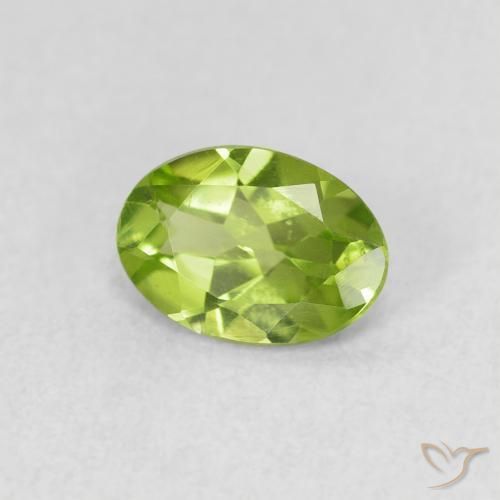 Peridoto Verde acceso naturale da 0.74 ct, Ovale, VS