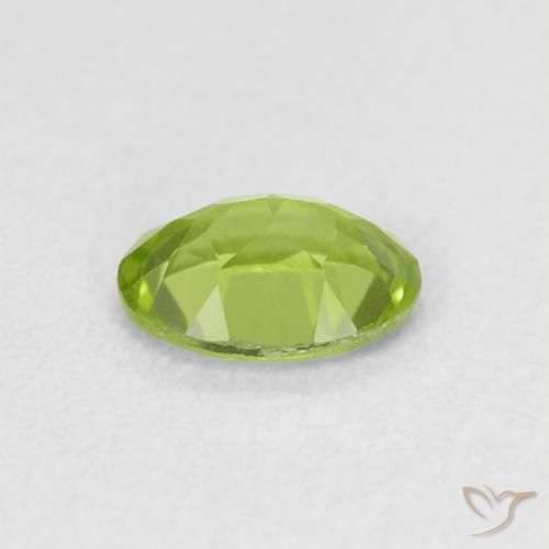 Peridoto Verde medio naturale da 0.86 ct, Ovale, VS