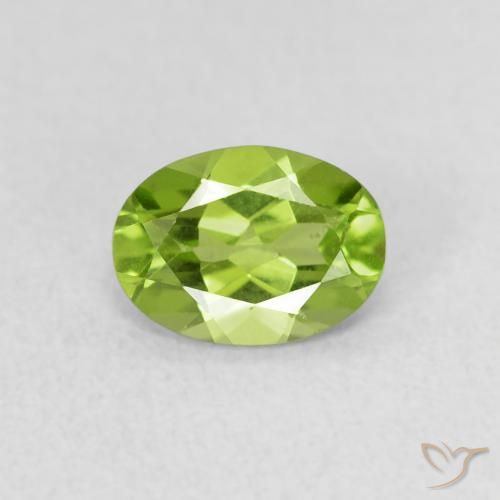 0.83ct Naturale Verde medio Peridoto, Ovale, VS