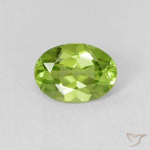 0.85ct Naturale Verde acceso Peridoto, Ovale, VS