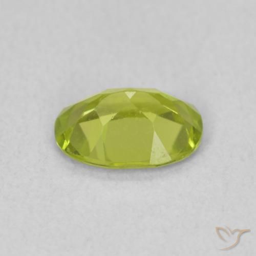 Peridoto Verde brillante naturale da 0.79 ct, Ovale, VS