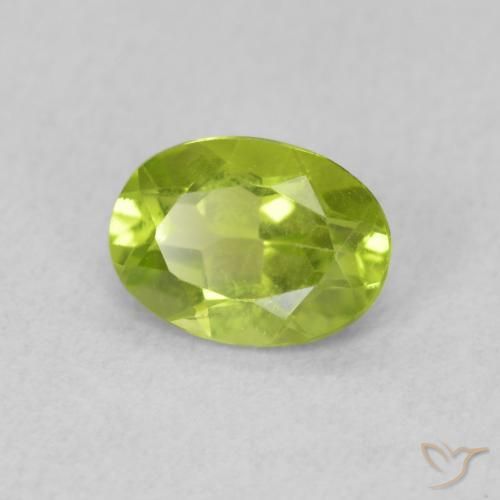 Peridoto Verde brillante naturale da 0.83 ct, Ovale, VS