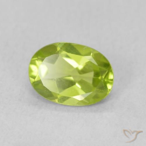 Peridoto Verde brillante naturale da 0.89 ct, Ovale, VS