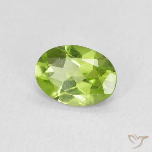 Peridoto Verde giallastro naturale da 0.81 ct, Ovale, VS