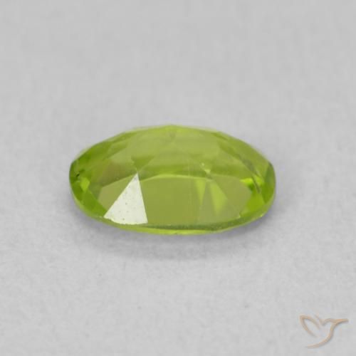 Peridoto Verde brillante naturale da 0.86 ct, Ovale, VS