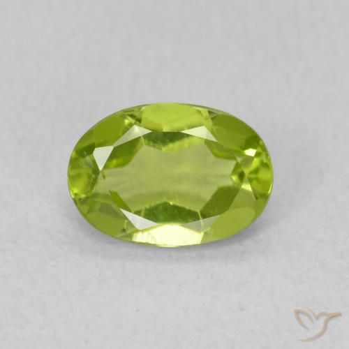 0.83ct Naturale Verde medio Peridoto, Ovale, VS