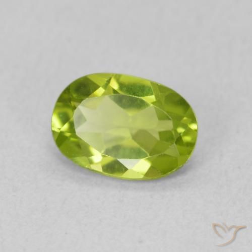 Peridoto Verde medio naturale da 0.83 ct, Ovale, VS