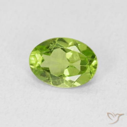 Peridoto Verde chiaro e vivace naturale da 0.72 ct, Ovale, VS