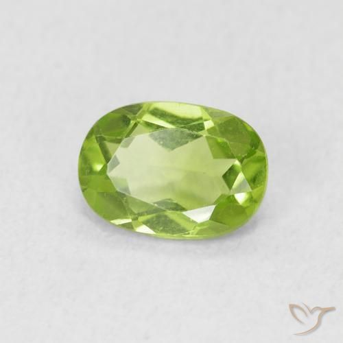 Peridoto Verde chiaro e vivace naturale da 0.90 ct, Ovale, VS