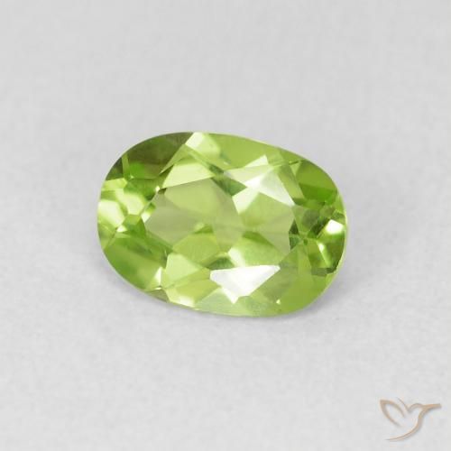 Peridoto Verde giallastro naturale da 0.85 ct, Ovale, VVS-VS