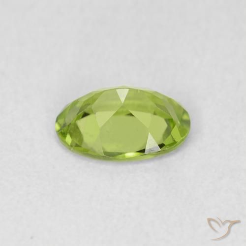 Peridoto Verde brillante naturale da 0.79 ct, Ovale, VS