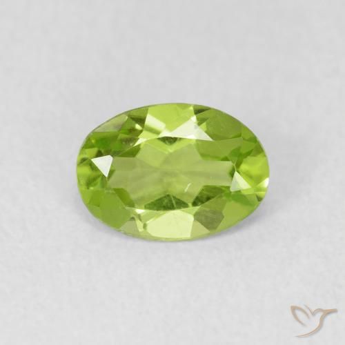 0.77ct Naturale Verde acceso Peridoto, Ovale, VS