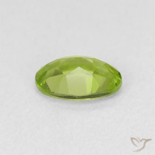 Peridoto Verde acceso naturale da 0.84 ct, Ovale, VS