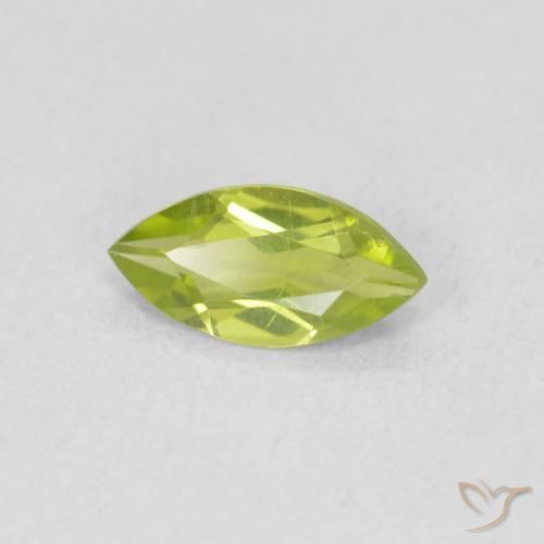 Peridoto Verde brillante naturale da 0.57 ct, Taglio marquise, VS
