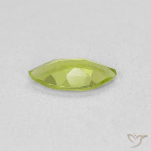 Peridoto Verde brillante naturale da 0.50 ct, Taglio marquise, VS