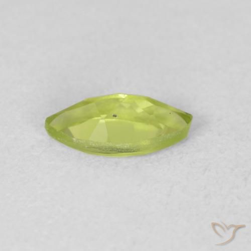 Peridoto Verde brillante naturale da 0.63 ct, Taglio marquise, VS
