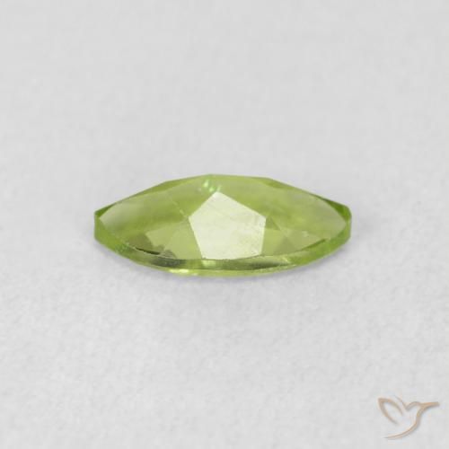 Peridoto Verde brillante naturale da 0.63 ct, Taglio marquise, VS