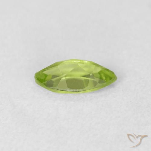 Peridoto Verde chiaro e vivace naturale da 0.64 ct, Taglio marquise, VS