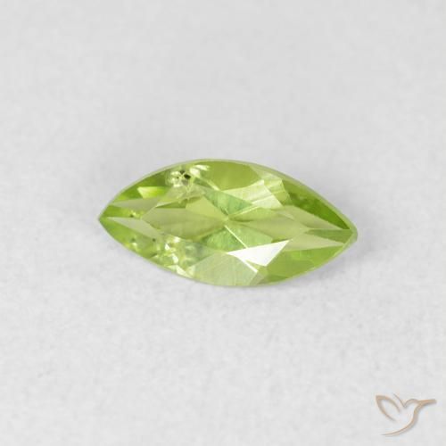 Peridoto Verde brillante naturale da 0.54 ct, Taglio marquise, VS