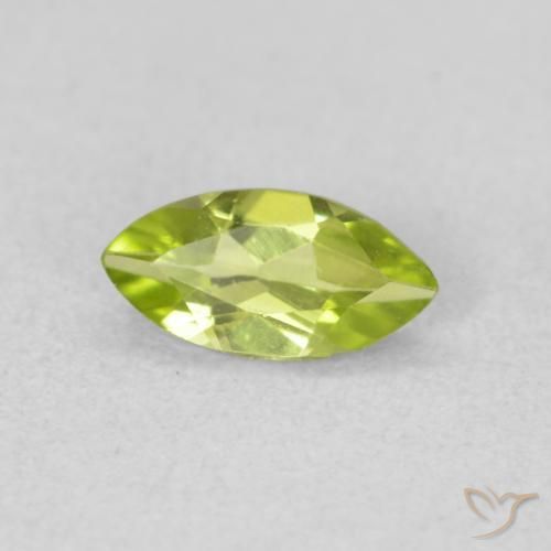 Peridoto Verde acceso naturale da 0.54 ct, Taglio marquise, VS