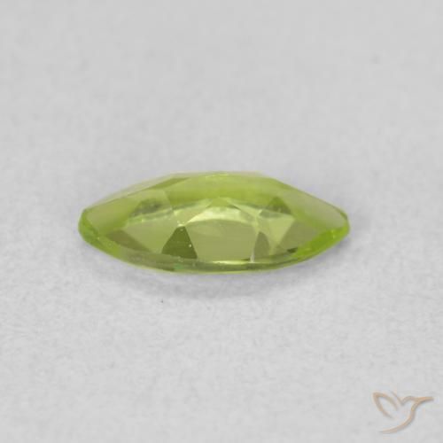 Peridoto Verde acceso naturale da 0.58 ct, Taglio marquise, VS