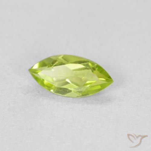 Peridoto Verde brillante naturale da 0.52 ct, Taglio marquise, VS
